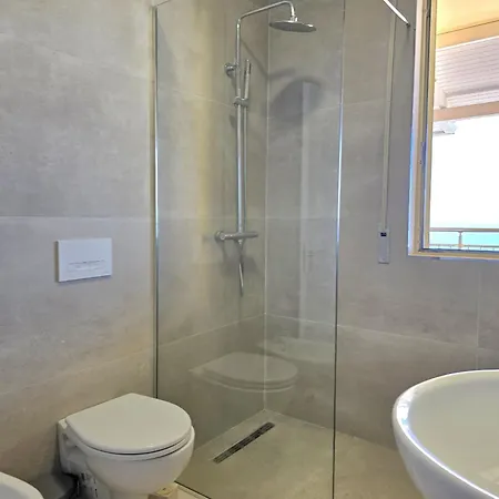 Appartement Hill With Sea View In 061 Durrës