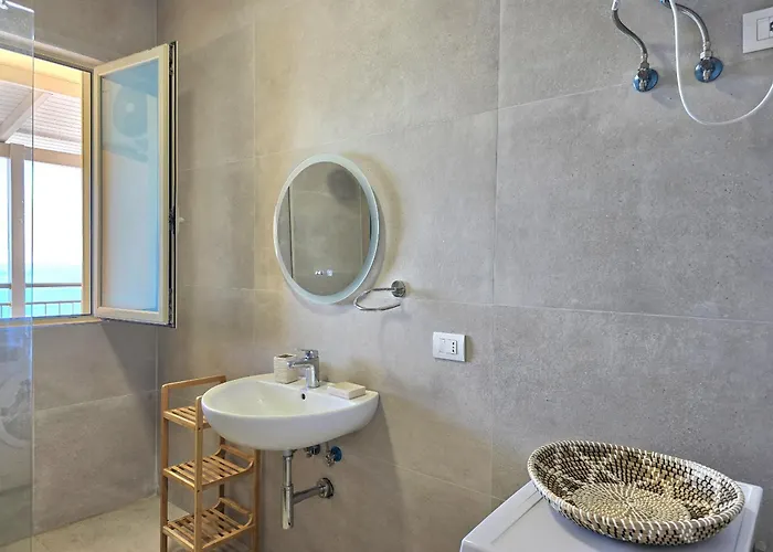 Hill With Sea View In 061 公寓 Durrës