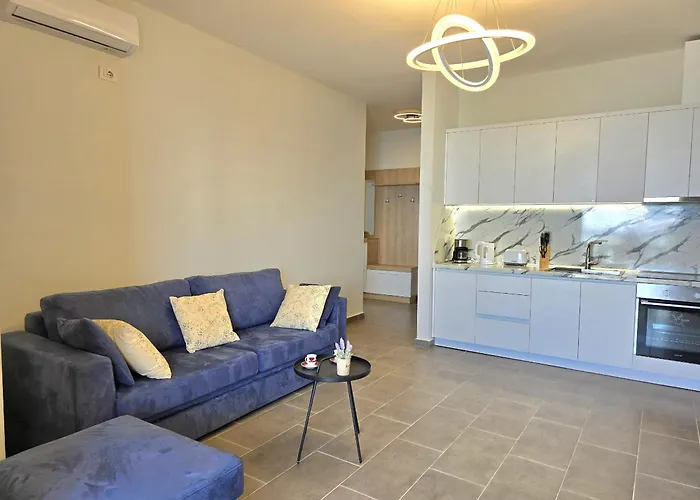 Hill With Sea View In 061 * Durrës