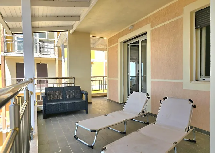 Hill With Sea View In 061 公寓